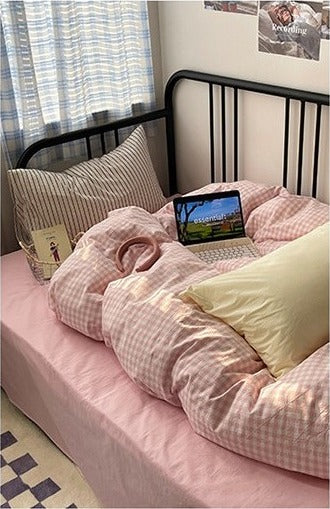 Astrid Gingham Washed Cotton Bedding Set - Cherry Blush