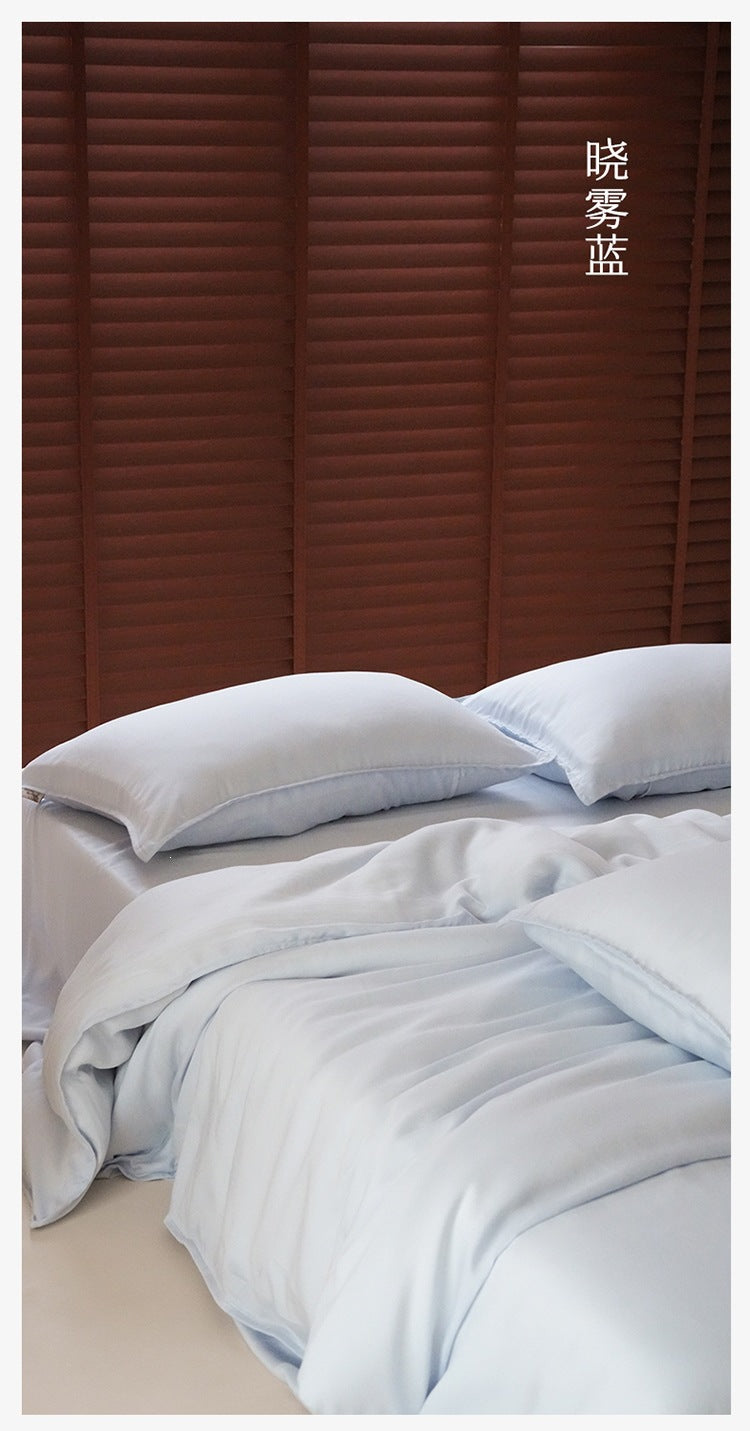 Washed lyocell bedding set – Mist Blue, closer view of the drape - Roomden