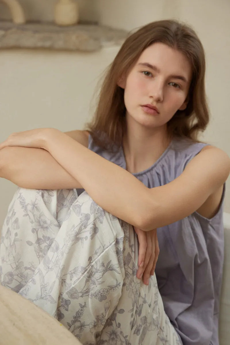 Sleeveless double gauze cotton pajama set with soft botanical details - RoomDen