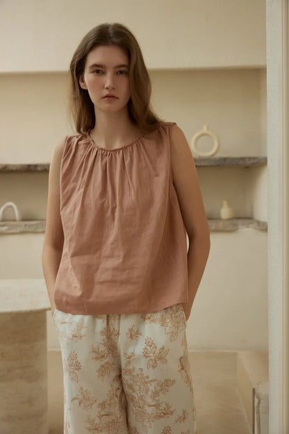 Sleeveless double gauze cotton pajama set with soft botanical details - RoomDen