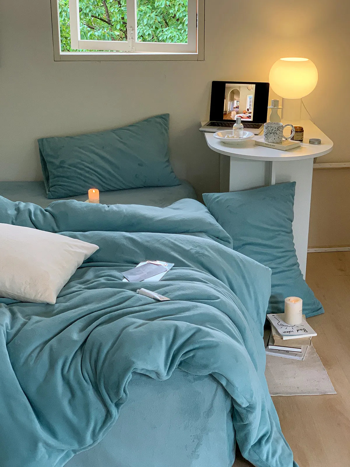 Bright solid fleece duvet cover with plush cozy winter texture – RoomDen