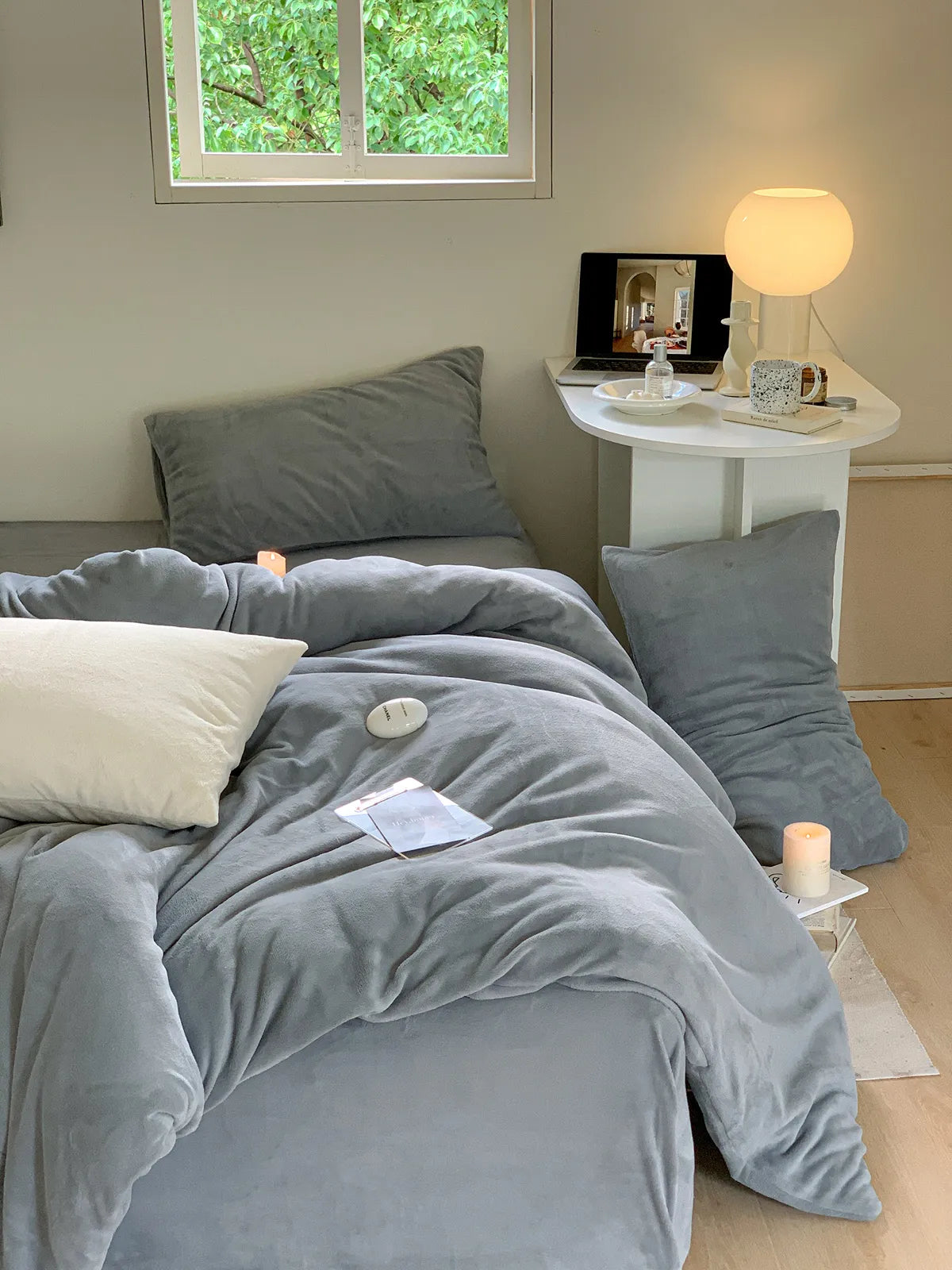 Bright solid fleece duvet cover with plush cozy winter texture – RoomDen