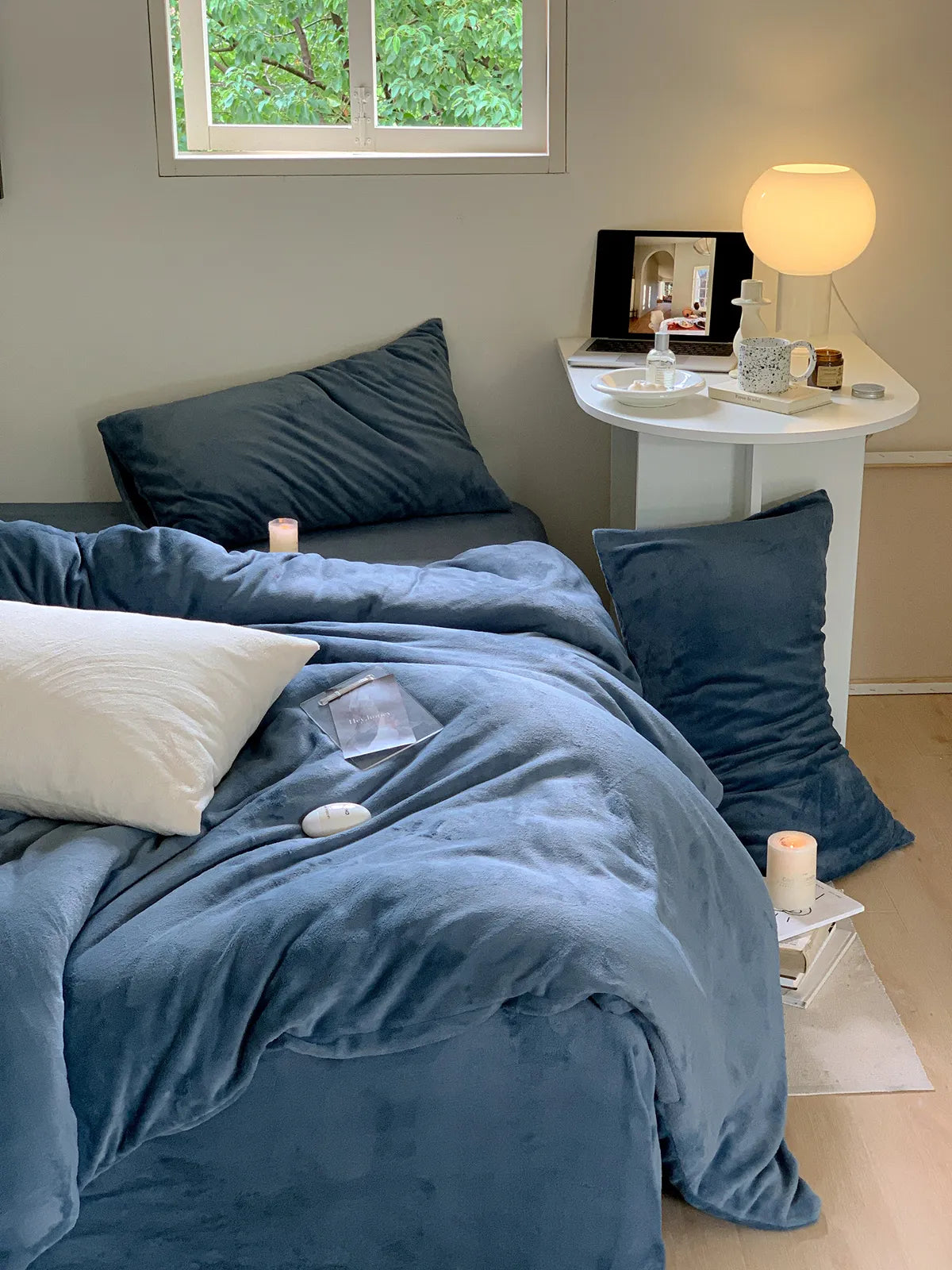 Bright solid fleece duvet cover with plush cozy winter texture – RoomDen