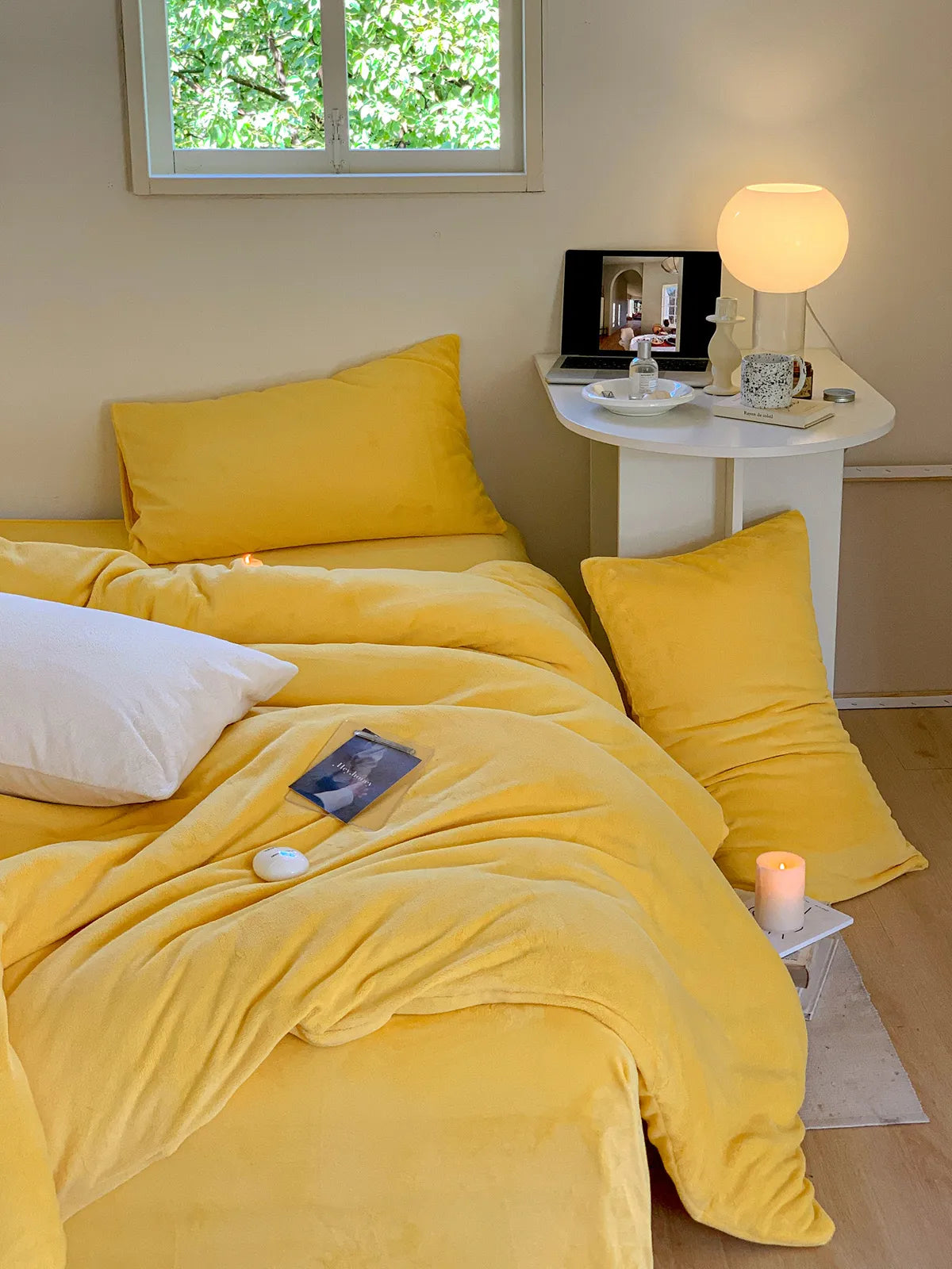 Bright solid fleece duvet cover with plush cozy winter texture – RoomDen
