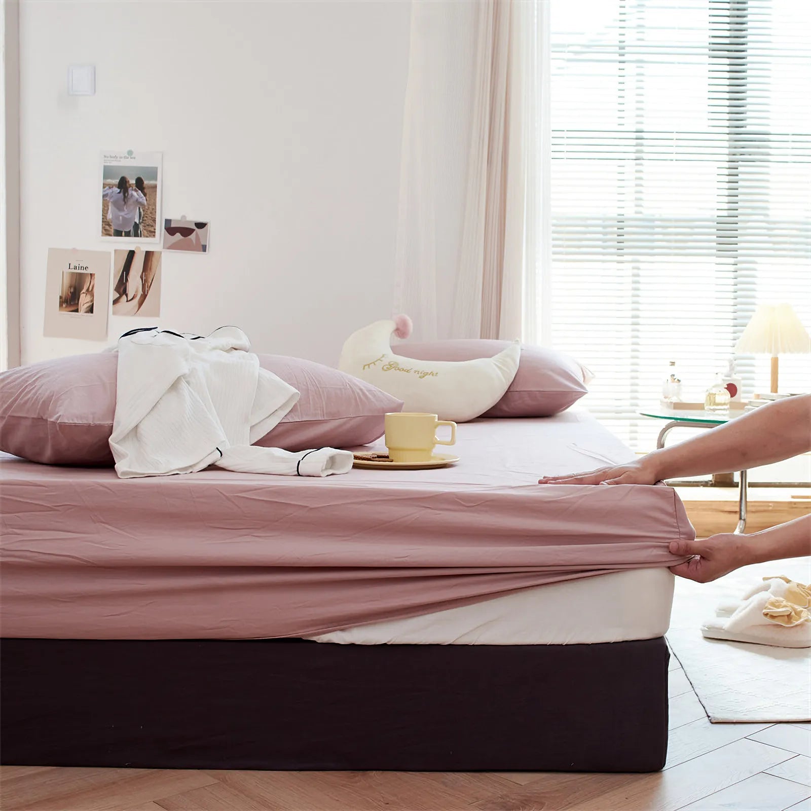 Solid washed cotton fitted sheet set in a minimalist bedroom – RoomDen