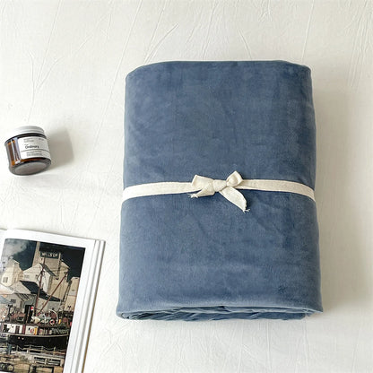Soft solid velvet sheet set with minimalist styling – RoomDen