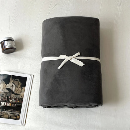 Soft solid velvet sheet set with minimalist styling – RoomDen