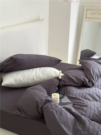 Minimalist textured stripe cotton duvet cover set with soft neutral tones and a relaxed, cozy aesthetic – RoomDen