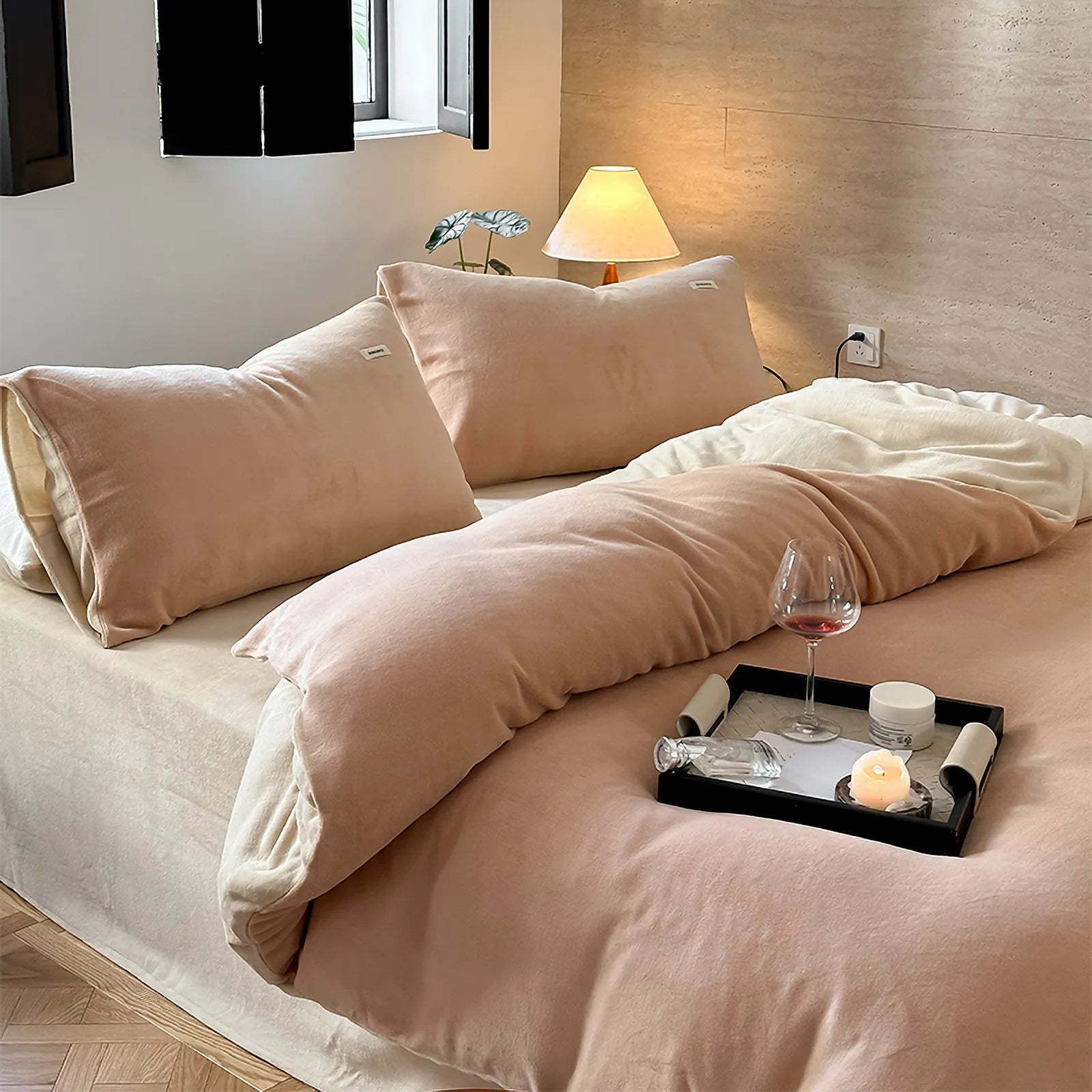 Two-tone flannel fleece duvet cover with soft low-saturation colors and a cozy minimalist winter look – RoomDen