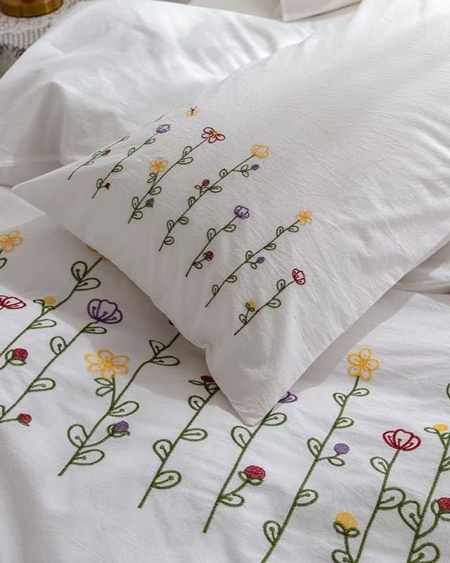 Marbella Embroidered Floral Cotton Bedding Set - room scene