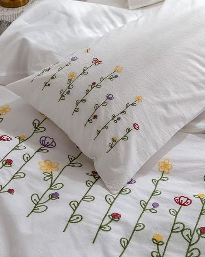 Marbella Embroidered Floral Cotton Bedding Set - room scene