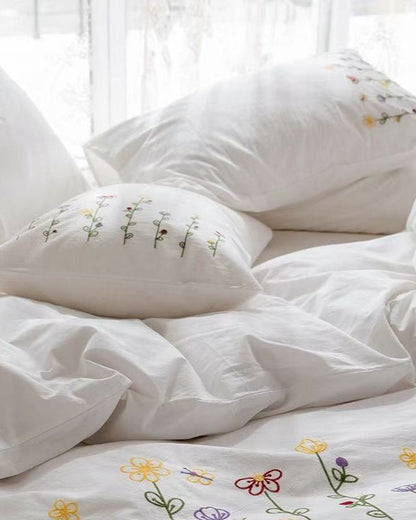 Marbella Embroidered Floral Cotton Bedding Set - room scene