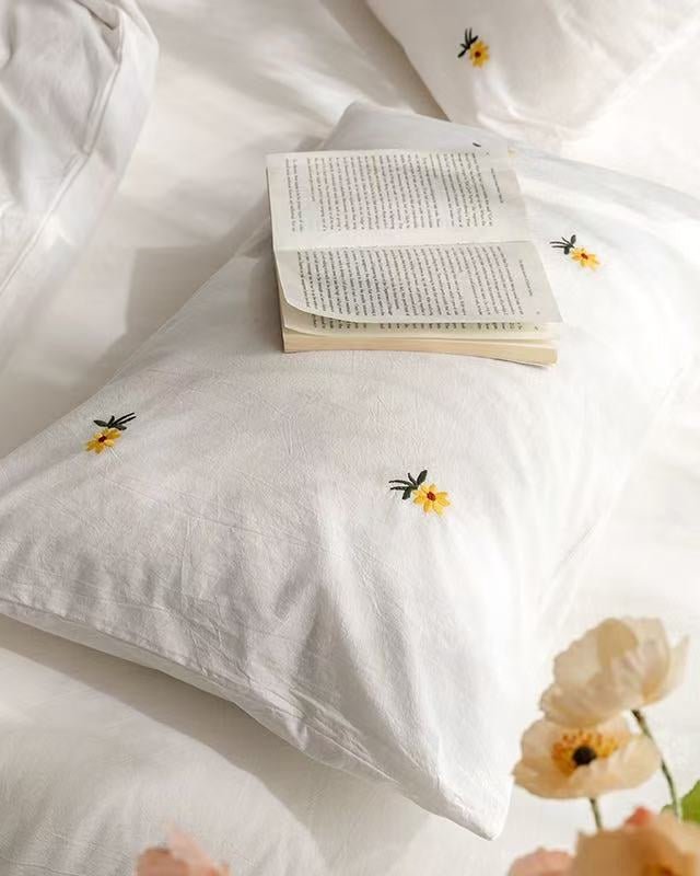Marbella Embroidered Floral Cotton Bedding Set - room scene