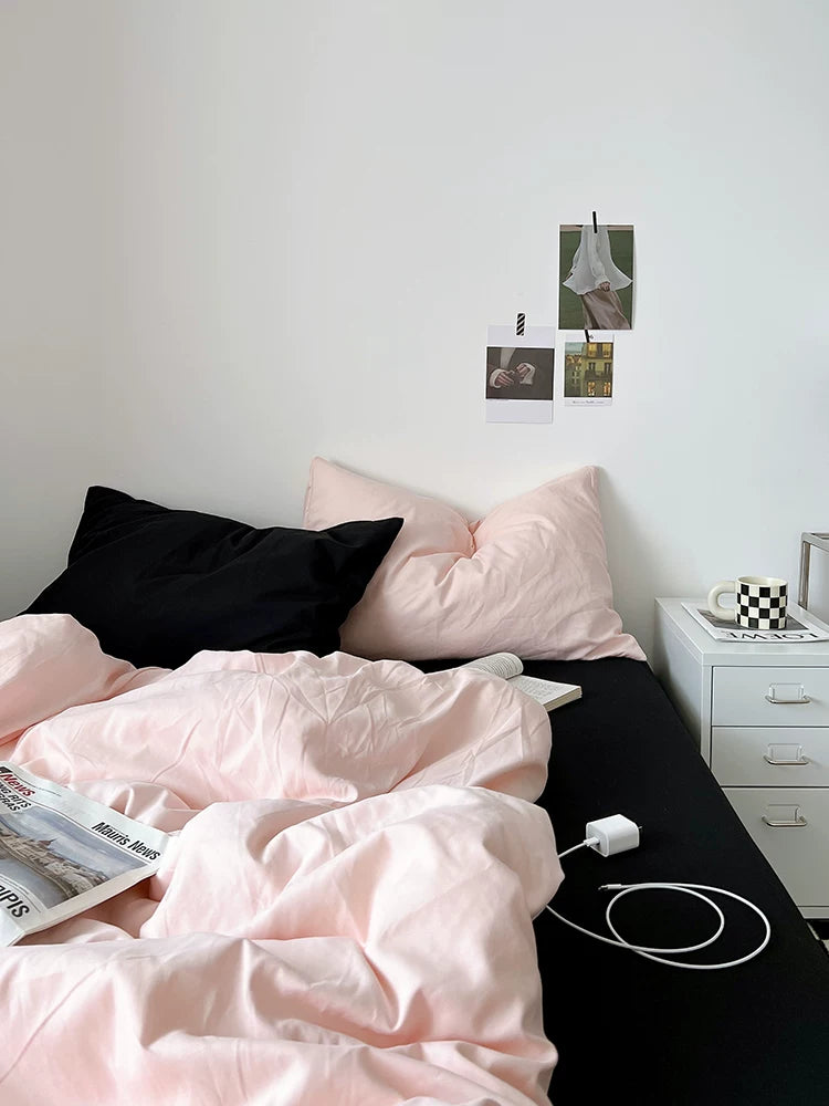 Washed Cotton Color-Block Bedding Set - Cream + Black