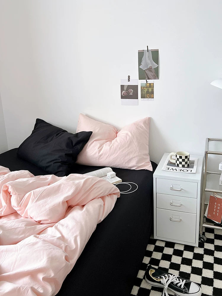 Washed Cotton Color-Block Bedding Set - Cream + Black