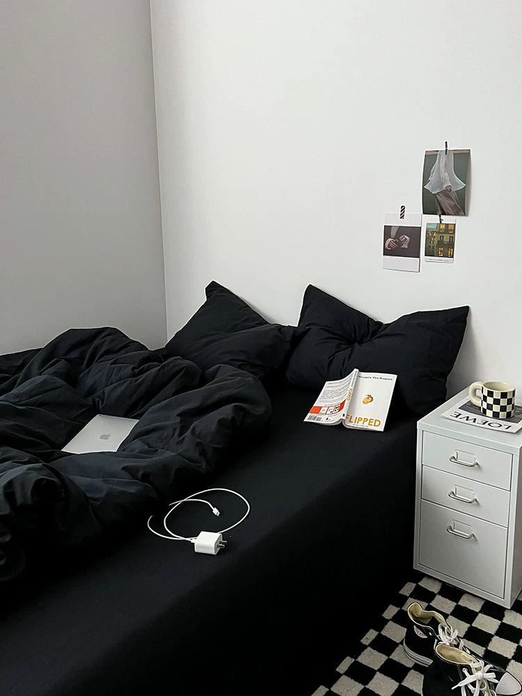 Washed Cotton Color-Block Bedding Set - Classic Black