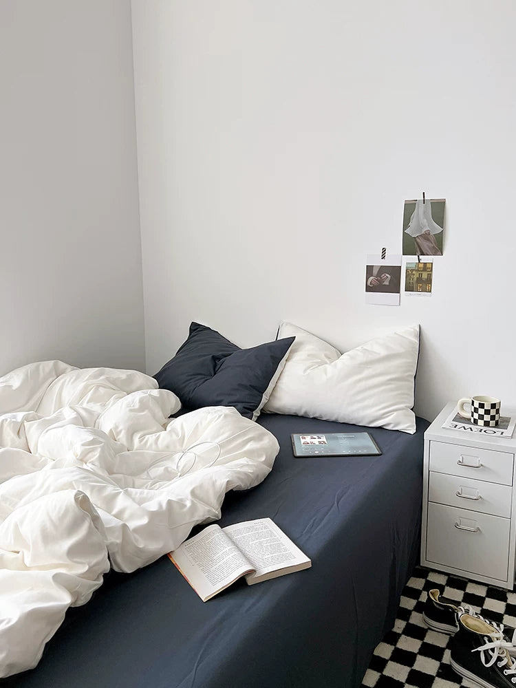 Washed Cotton Color-Block Bedding Set - White + Blue Grey