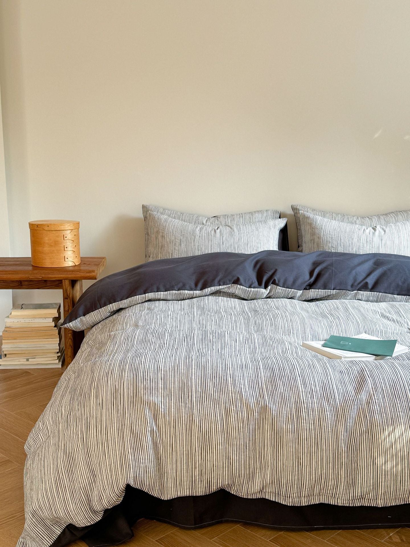 Maribel Striped Washed Cotton Bedding Set - Ink Navy