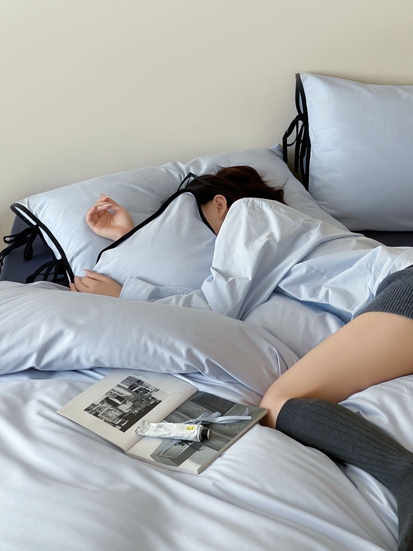 Cotton Tie-Knot Solid Bedding Set - Blue with Navy Blue Ties