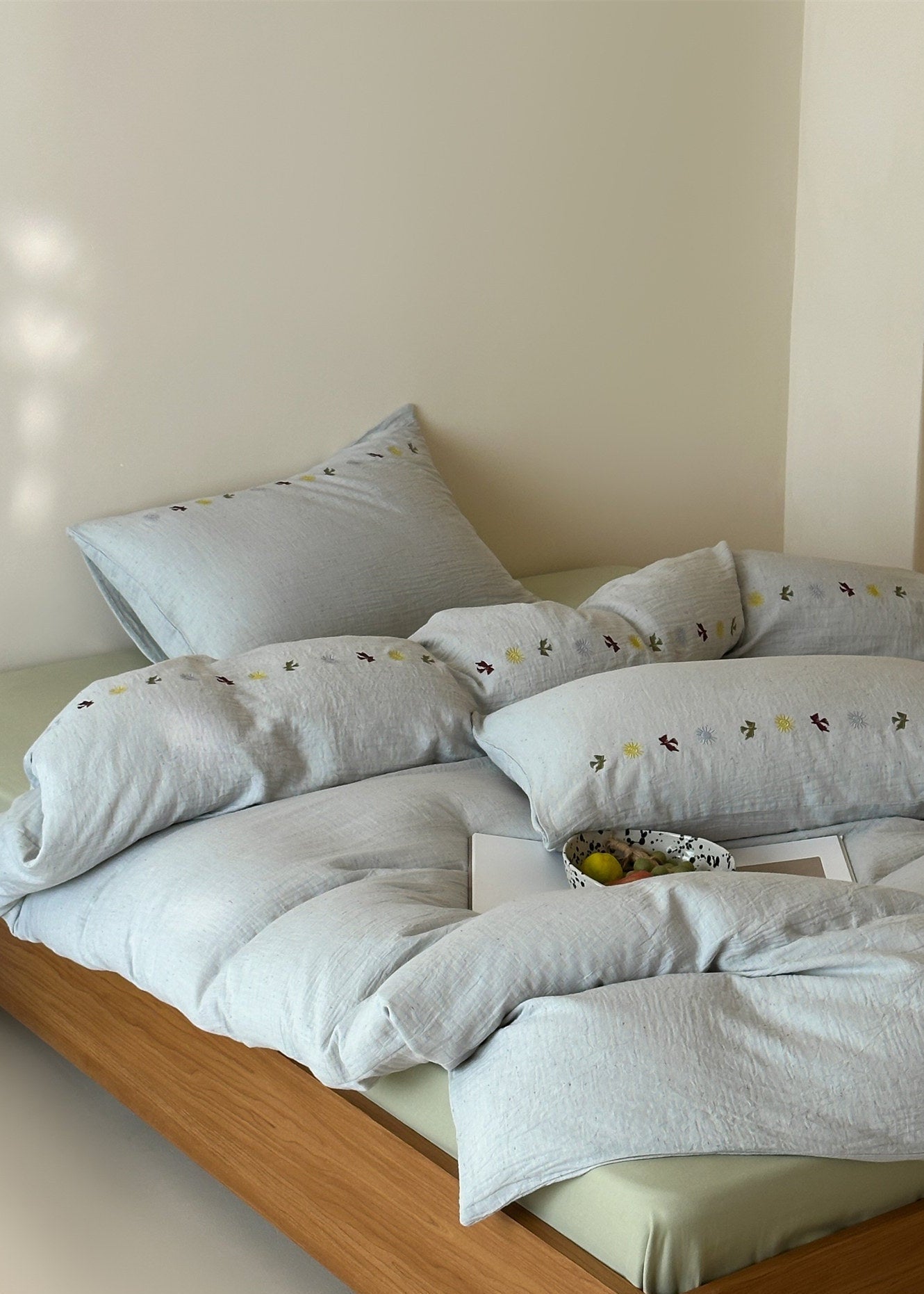 Marisol Embroidered Double Gauze Bedding Set - room scene