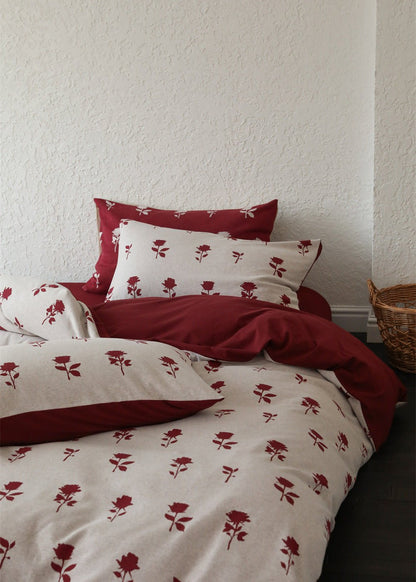 Marlise Floral Jacquard Cotton Bedding Set - room scene