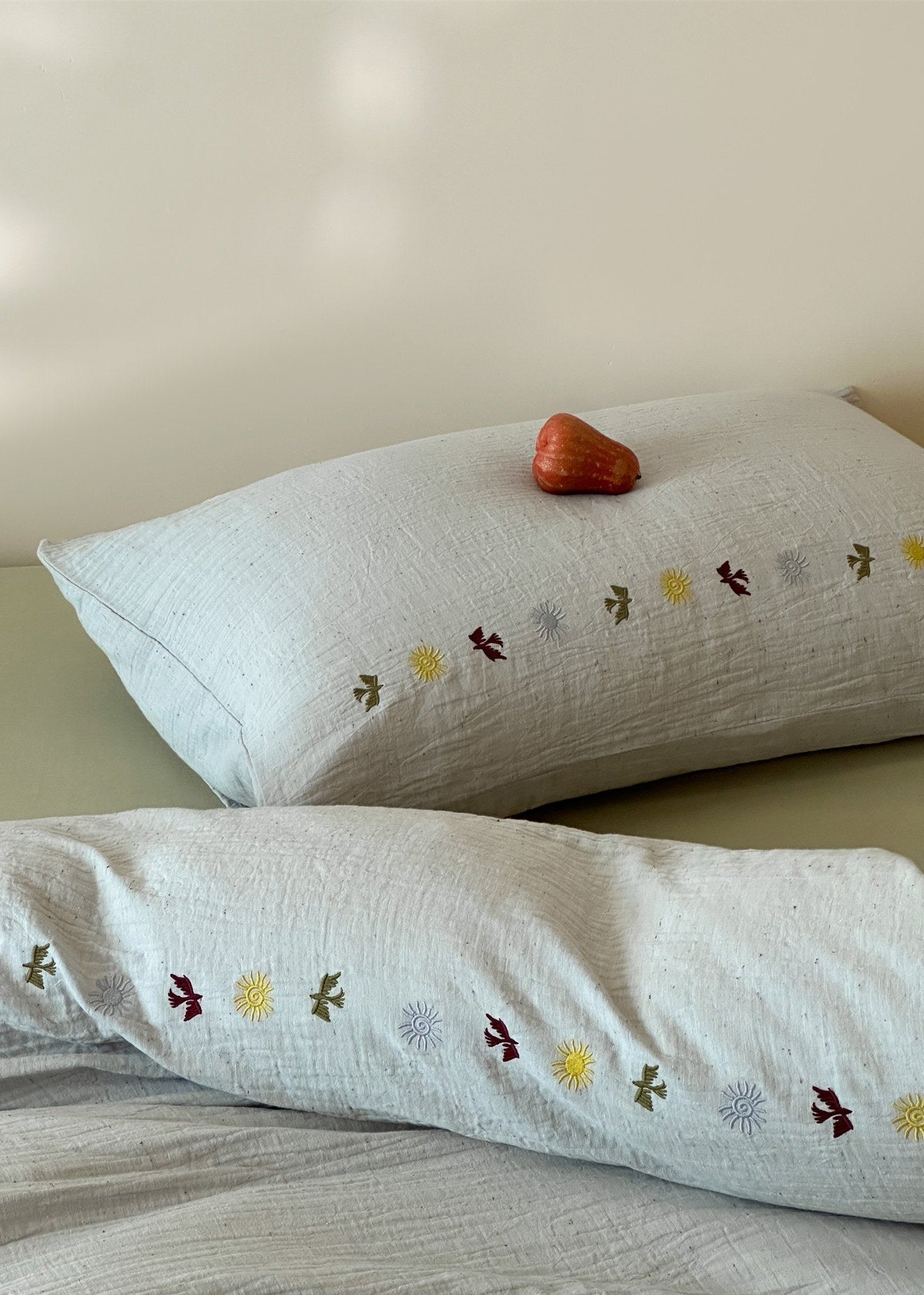 Marisol Embroidered Double Gauze Bedding Set - room scene