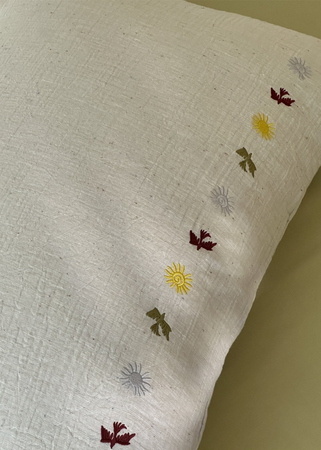 Marisol Embroidered Double Gauze Bedding Set - room scene