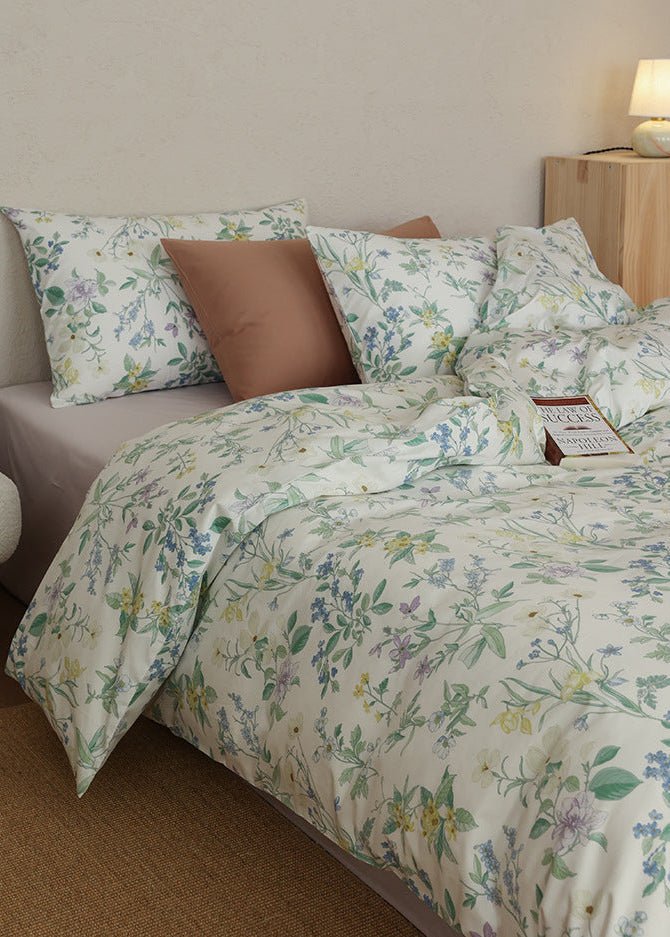Verbena Botanical Cotton Bedding Set – wildflower pillows with a terracotta cushion and open book - Roomden