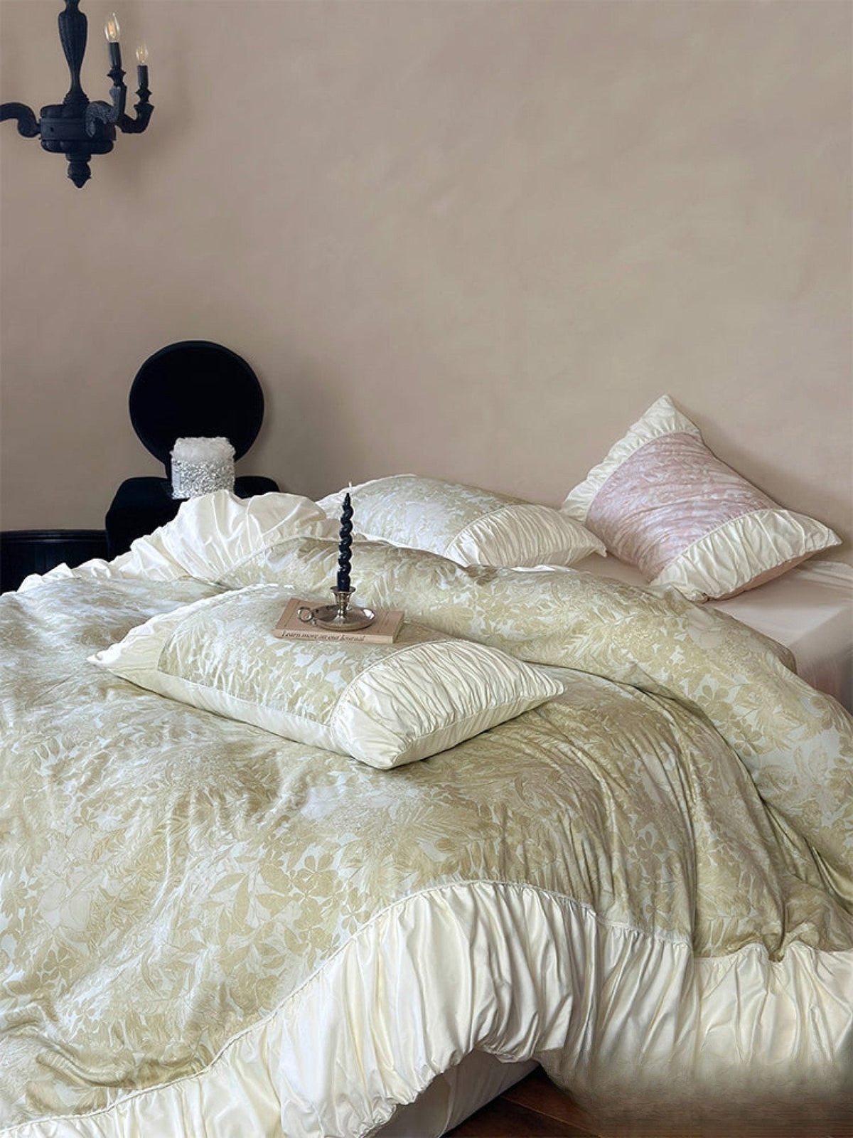 Champagne Jacquard floral ruffle bedding set view 5 - Roomden