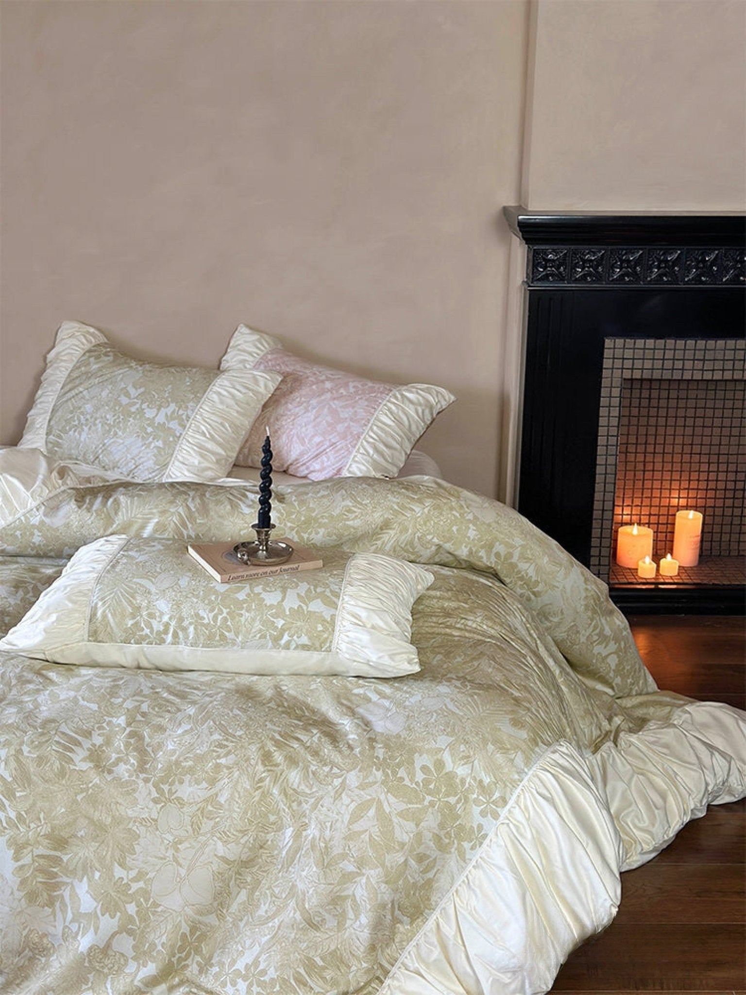 Champagne Jacquard floral ruffle bedding set view 8 - Roomden
