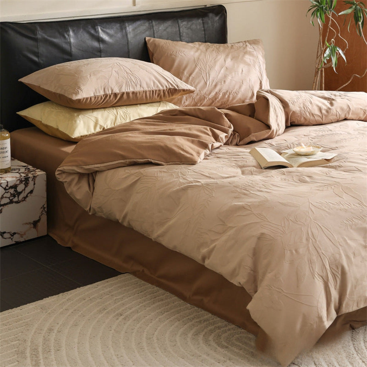 Brushed cotton jacquard bedding set – Apricot Orchid, alternate view of the duvet and pillows - Roomden