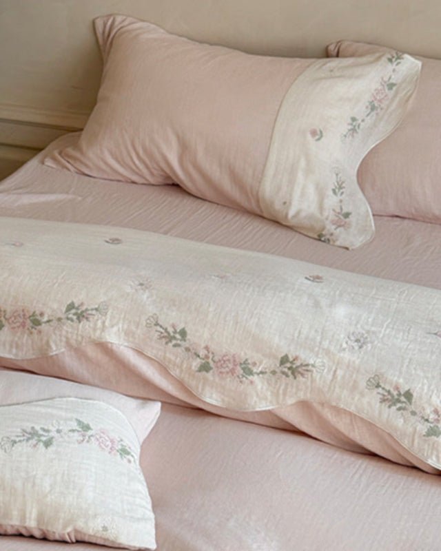 Marigold Embroidered Double Gauze Bedding Set - room scene