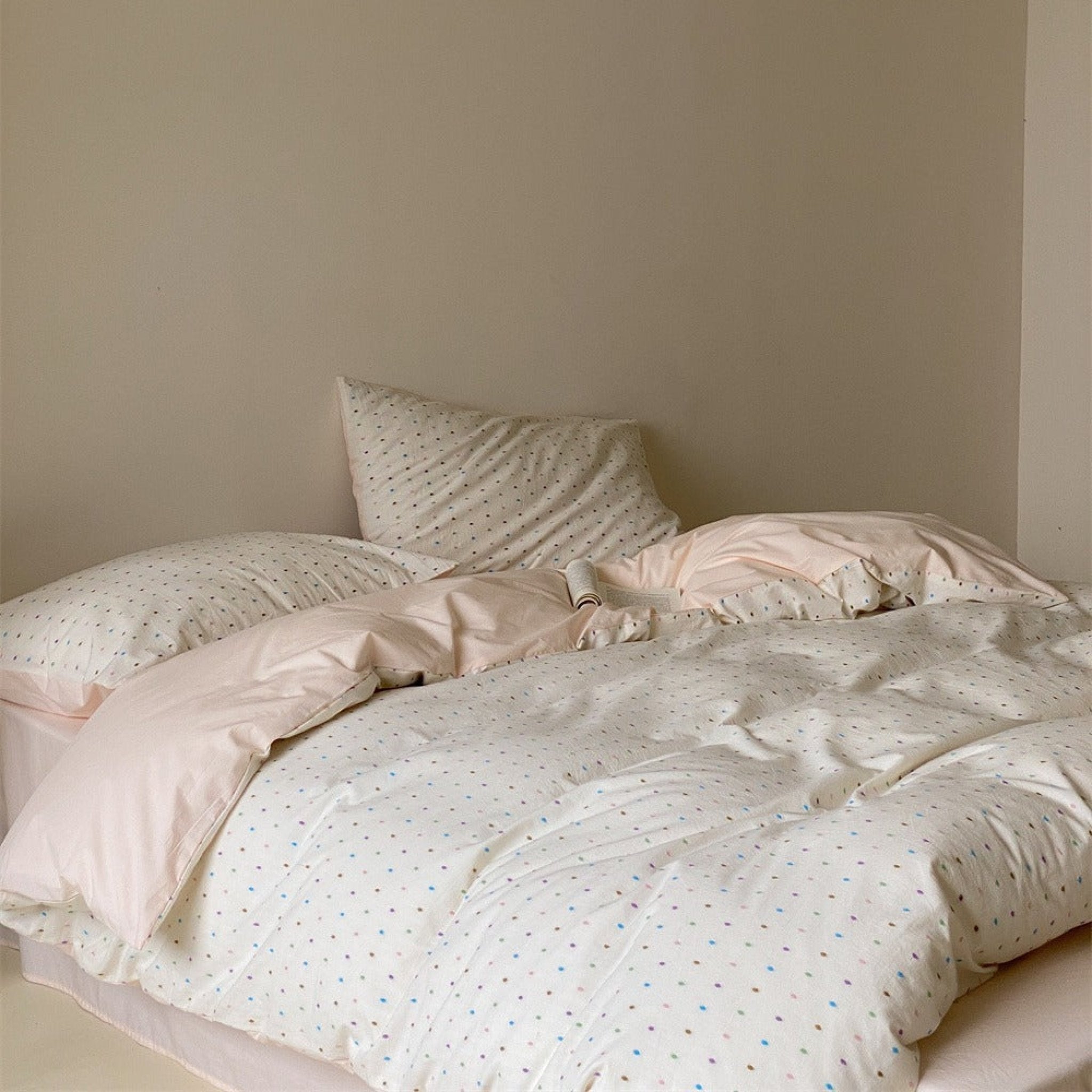 Verity Confetti Dot Cotton Bedding Set - Ivory Confetti
