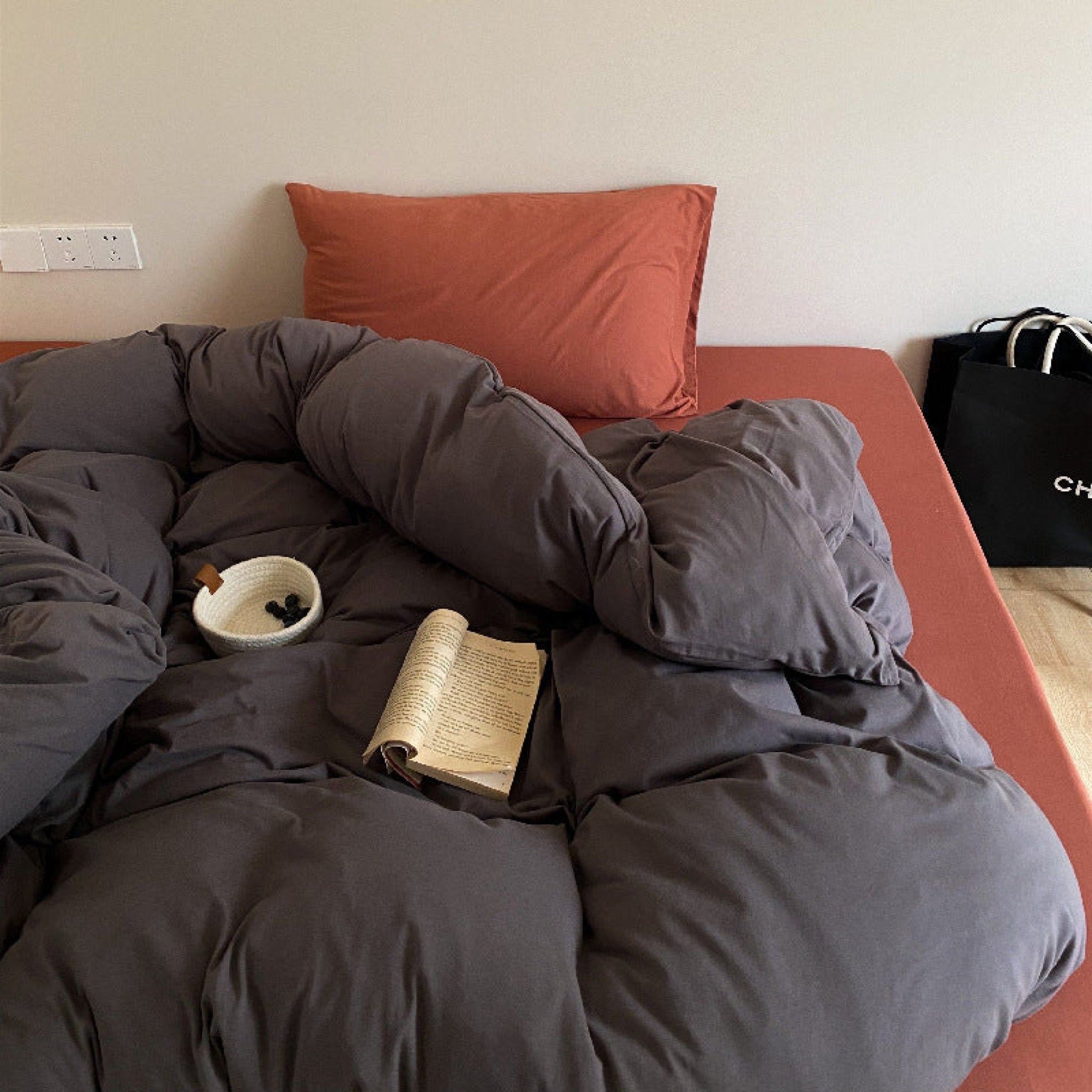 Aldermoor Colorblock Jersey Bedding Set - Grey & Rust