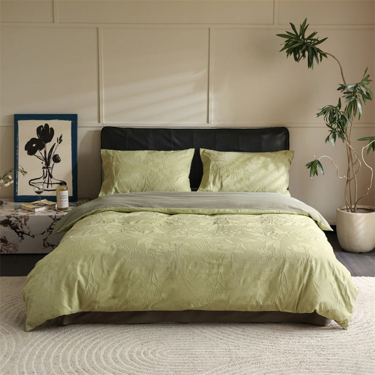 Brushed cotton jacquard bedding set – Pistachio Leaf, full bed arrangement - Roomden