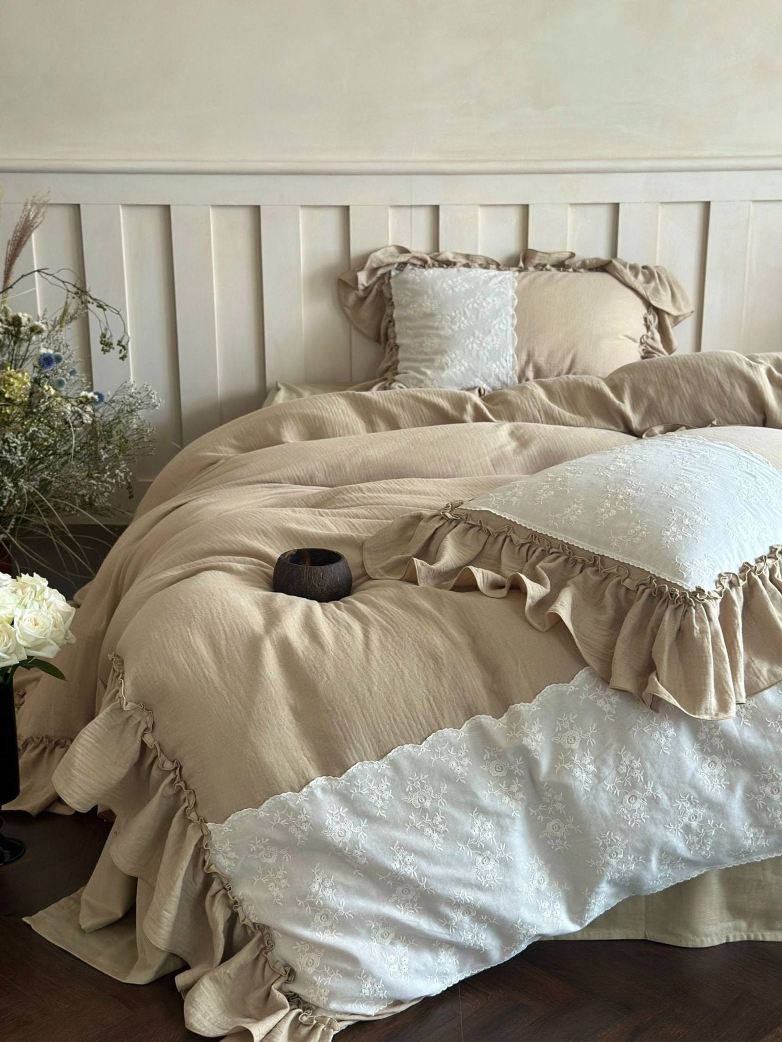 Wisteria Ruffled Double Gauze Bedding Set - Oat Khaki