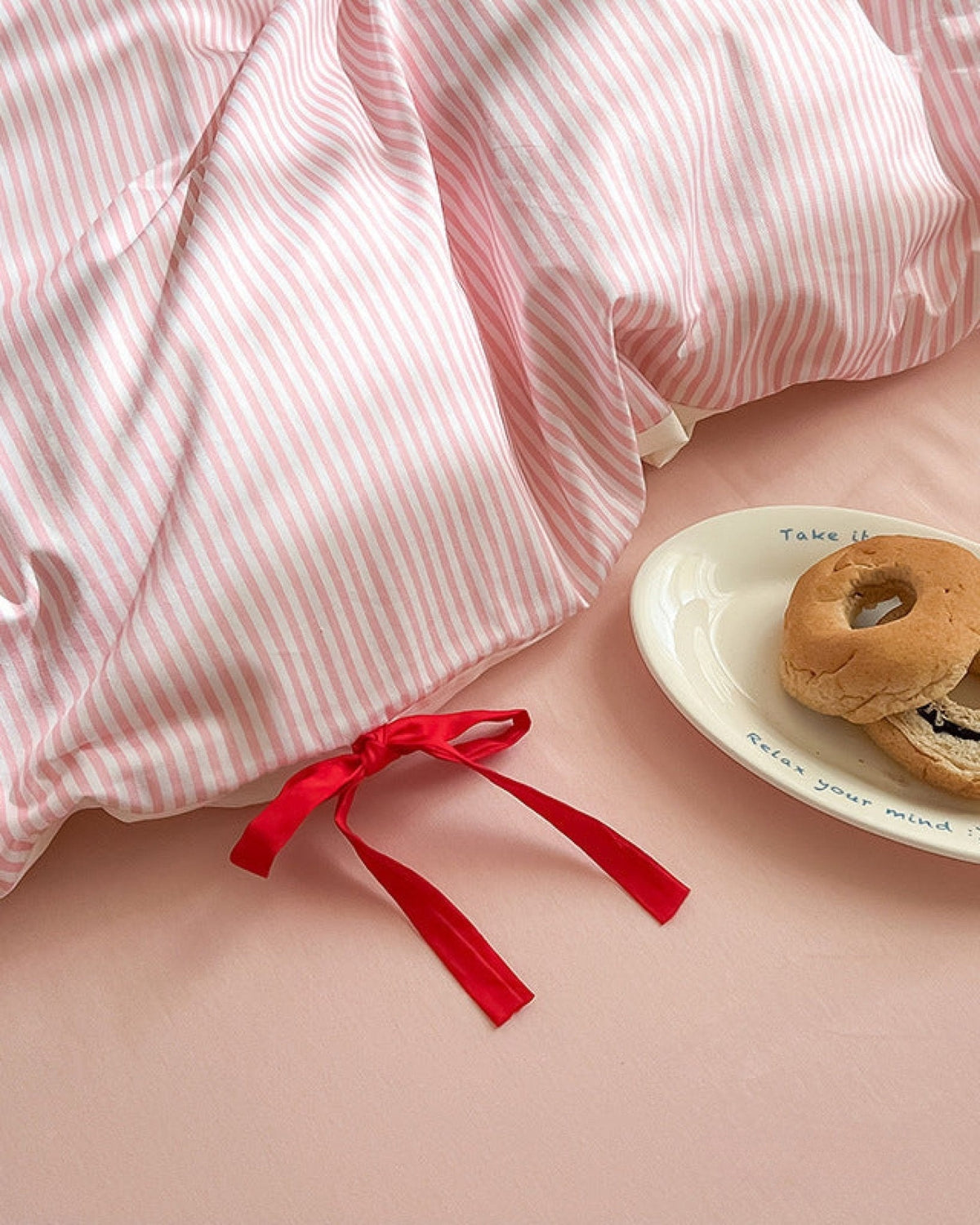 Bow striped cotton bedding set – Petal Pink, striped fabric, ribbon ties and pillow detail - Roomden