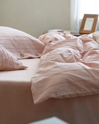Prescott Pintuck Washed Cotton Bedding Set - room scene