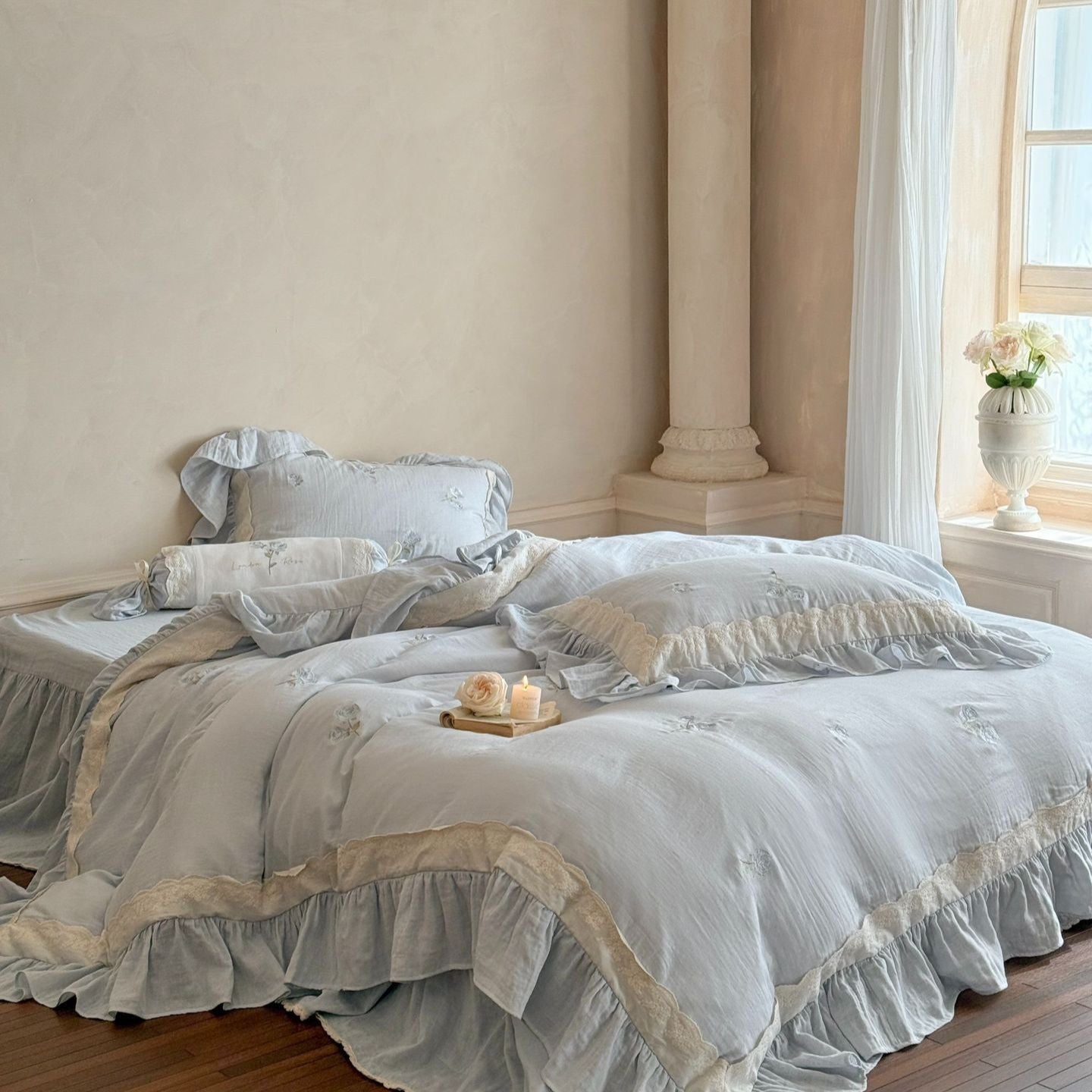 Fleuret Ruffle Lace Cotton Bedding Set - room scene