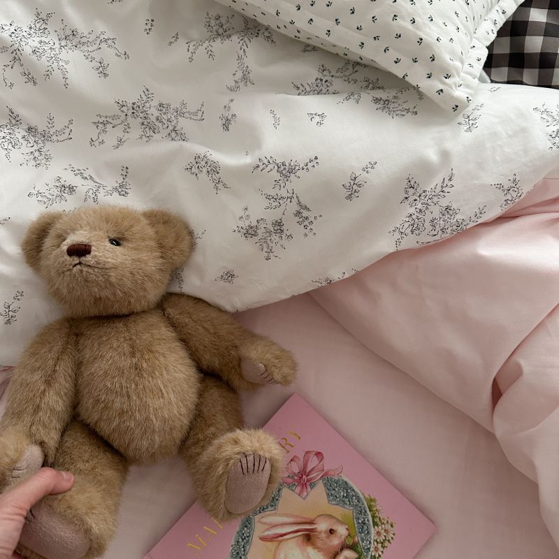 Perrine Gingham Washed Cotton Bedding Set - room scene