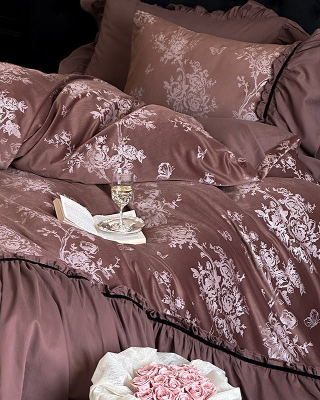 Verlaine Noir Jacquard Cotton Bedding Set - room scene