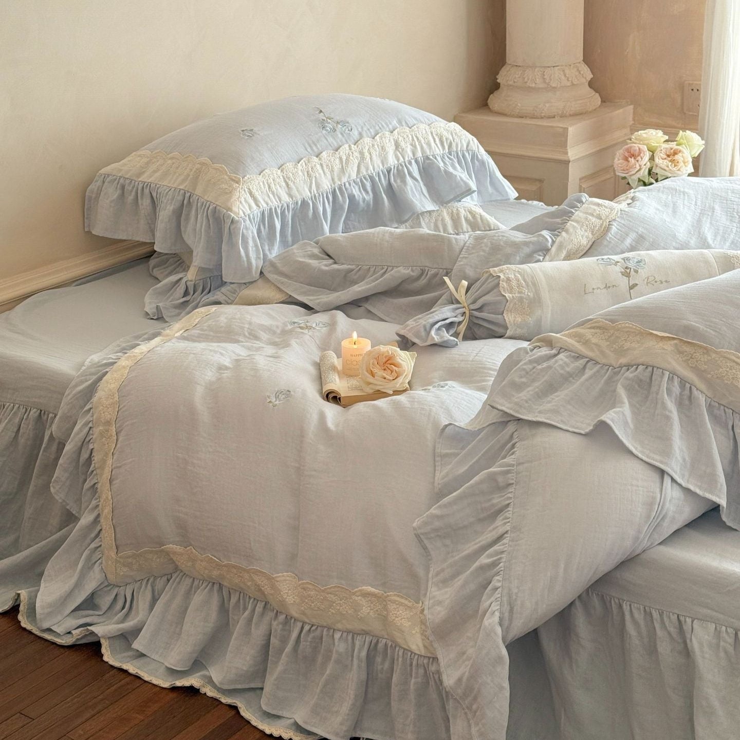 Fleuret Ruffle Lace Cotton Bedding Set - room scene