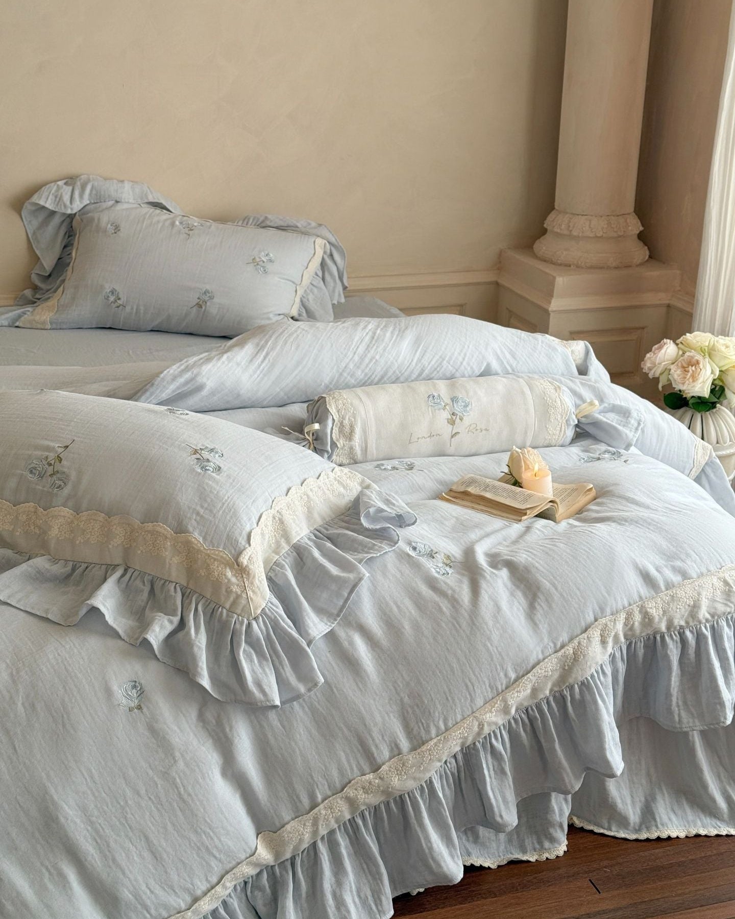 Fleuret Ruffle Lace Cotton Bedding Set - room scene