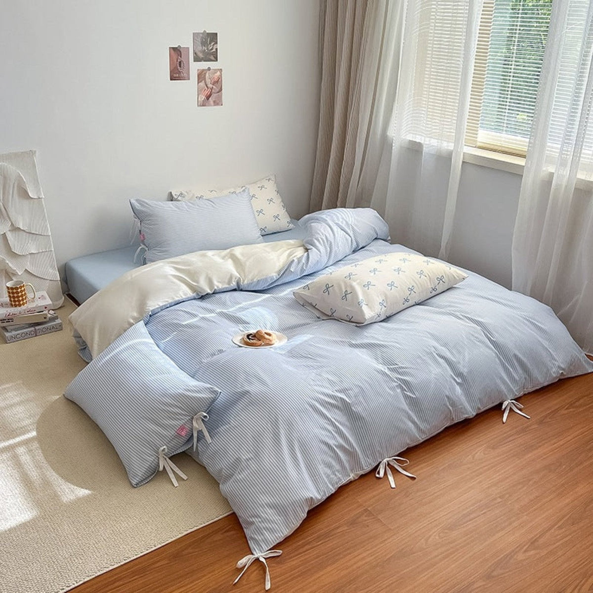 Bow striped cotton bedding set – Powder Blue, full bedroom arrangement - Roomden