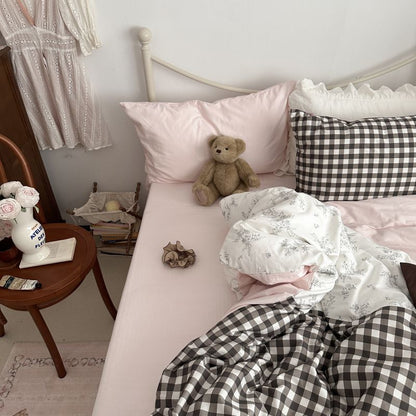 Perrine Gingham Washed Cotton Bedding Set - room scene