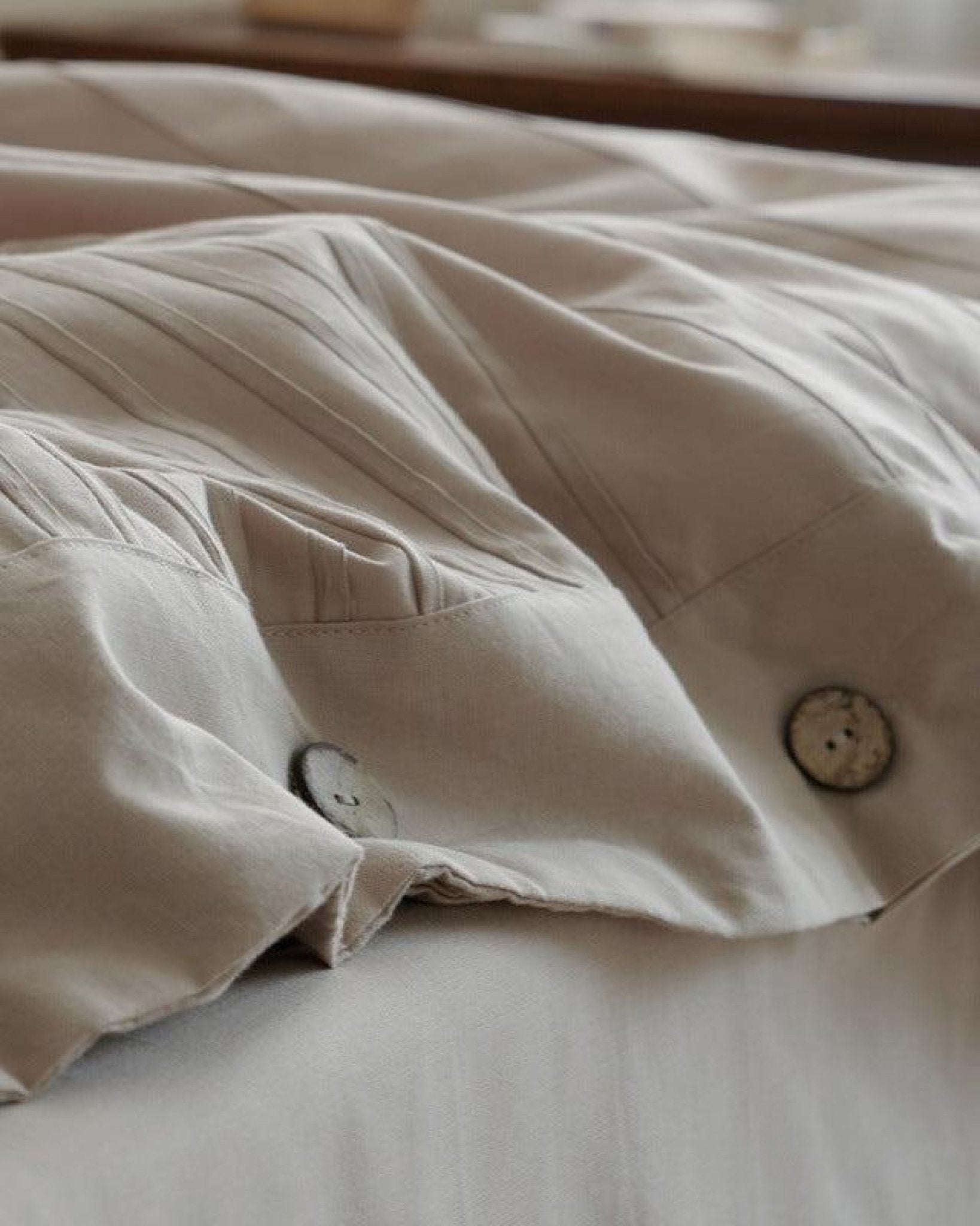 Prescott Pintuck Washed Cotton Bedding Set - room scene