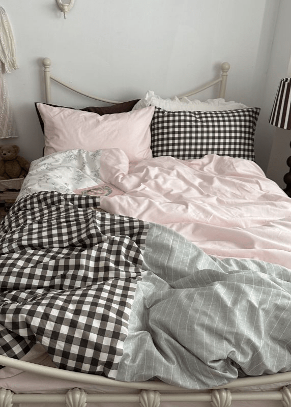 Perrine Gingham Washed Cotton Bedding Set - room scene