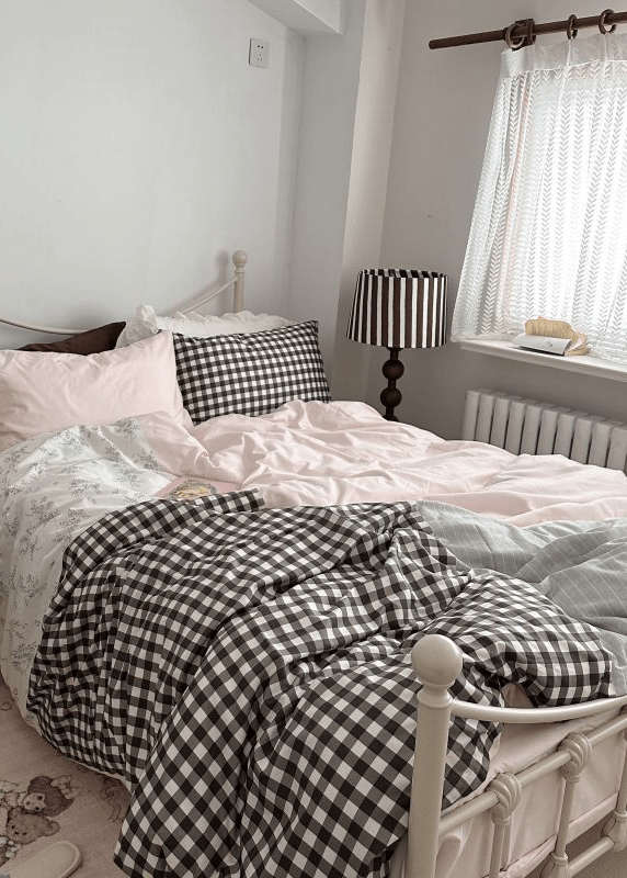 Perrine Gingham Washed Cotton Bedding Set - room scene