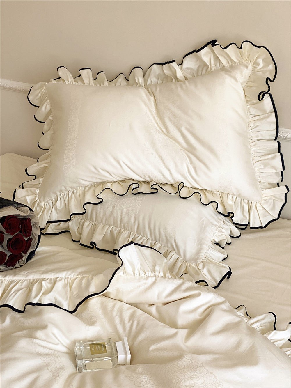 Chantelle Ruffle Jacquard Satin Bedding Set - room scene