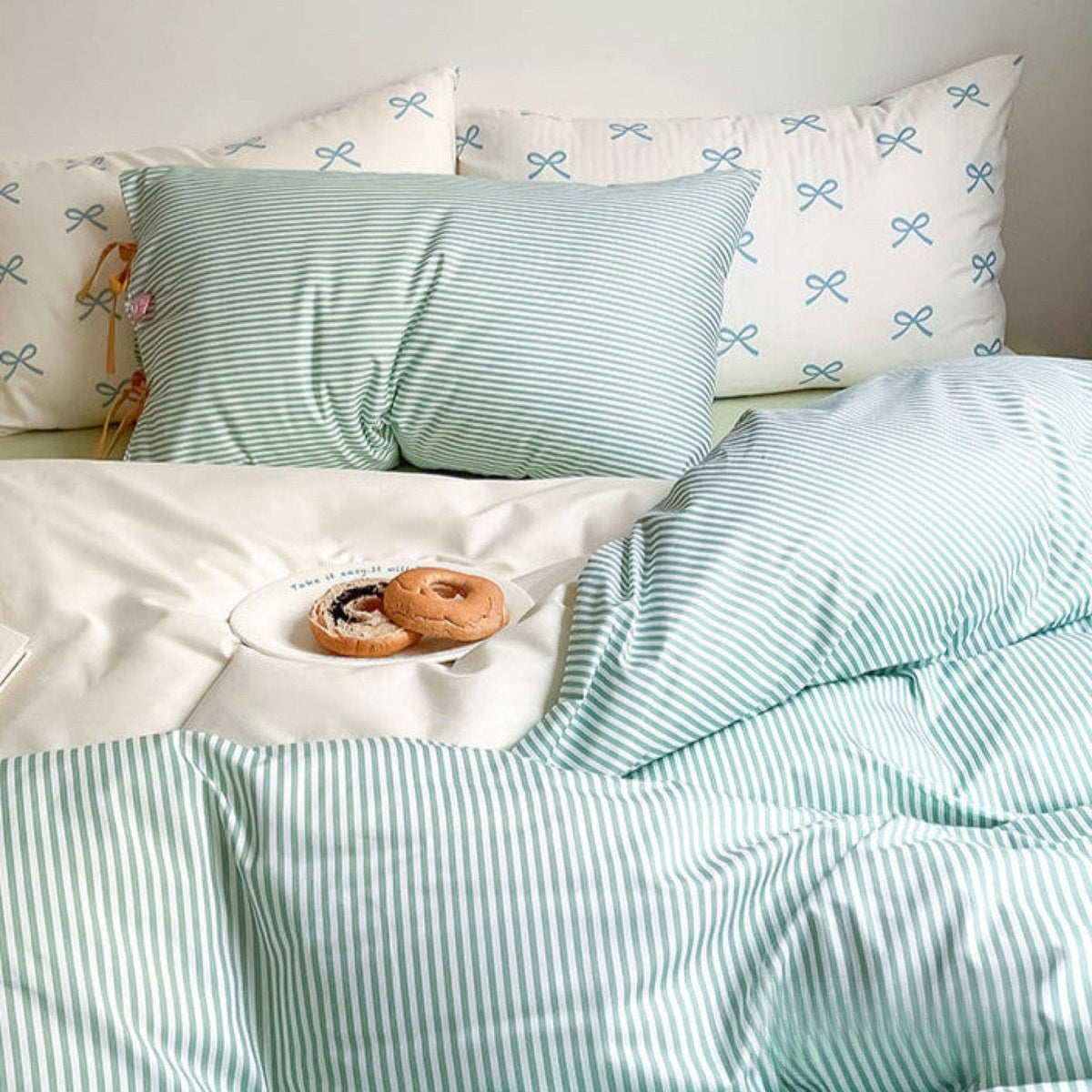 Bow striped cotton bedding set – Sage Green, striped fabric, ribbon ties and pillow detail - Roomden